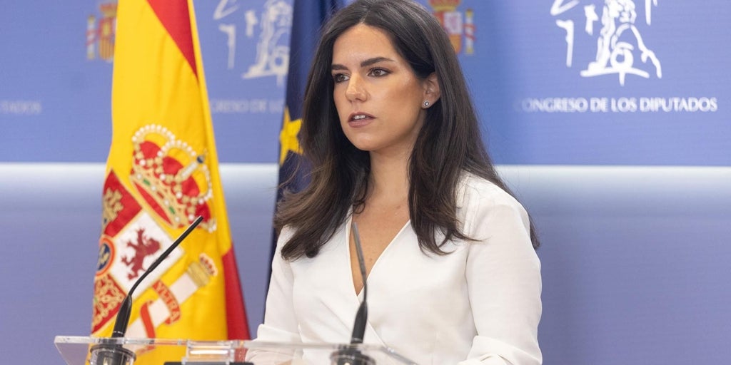 Vox reta a Page a romper su carné de militante del PSOE «si tiene algo dignidad»