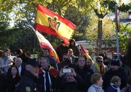 El Congreso aprueba la disolución de las asociaciones franquistas, pero no de las proetarras