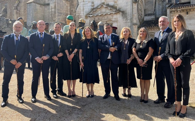 Imagen principal - El Ayuntamiento de Burgos plantea una consulta popular sobre el lugar para celebrar el Curpillos