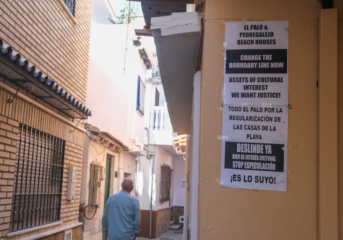 Los vecinos de El Palo, en Málaga, se sienten desamparados por la actual ley.