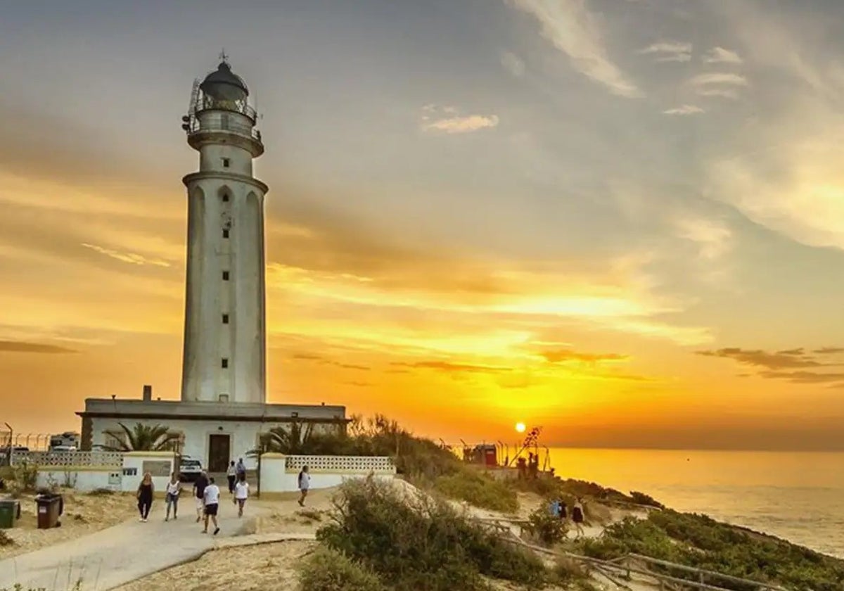 Cultura analiza si el proyecto del Faro de Trafalgar es compatible con su catalogación como BIC