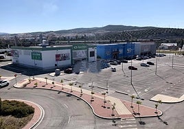 Lucena contará con un nuevo centro comercial en el Polígono los Polvillares