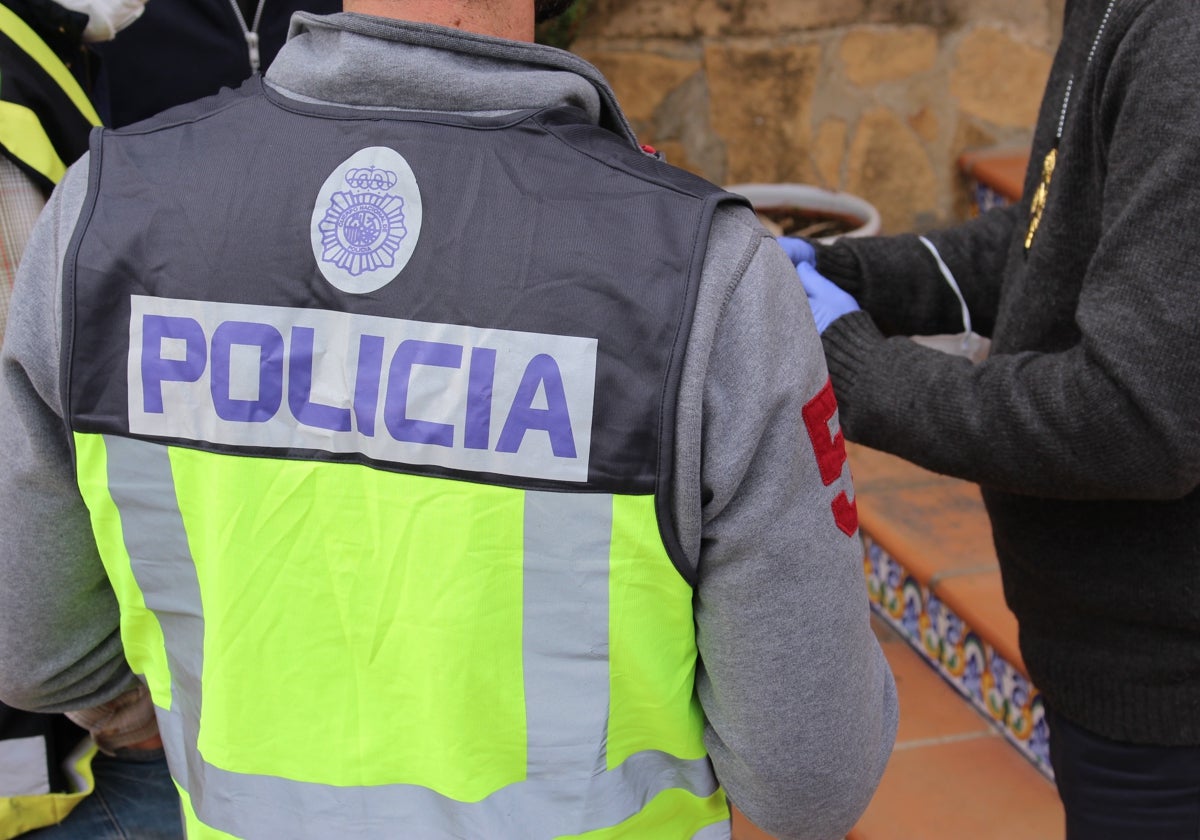 Imagen de archivo de un agente de la Policía Nacional