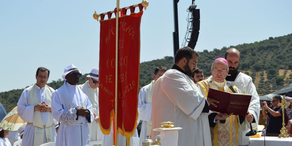 Un Cristo de 35 toneladas, icono de la España vaciada