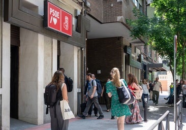 La UCO en Ferraz: la imagen que roza la línea roja de los socios con Sánchez