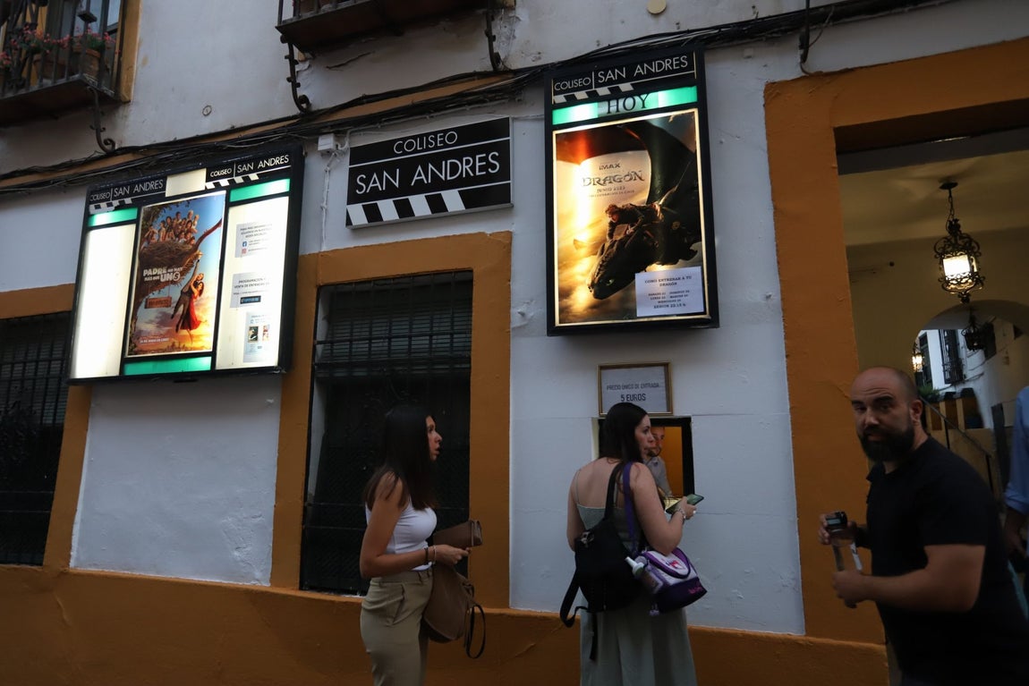 El inicio de la temporada de cines de verano en Córdoba, en imágenes