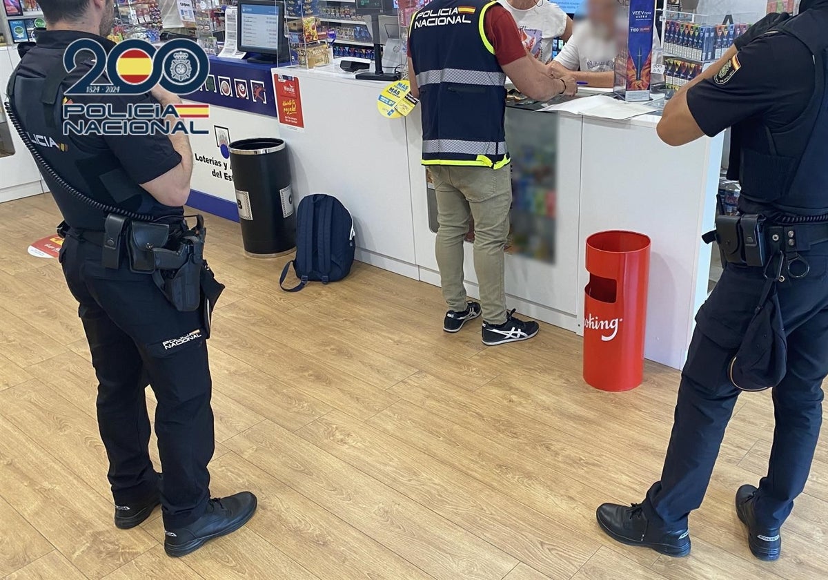 La Policía inspeccionó veinte establecimientos donde se vendían estos productos