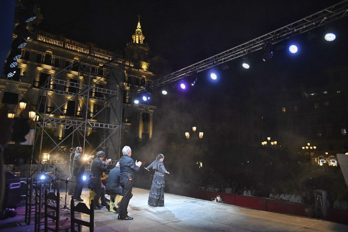 El fascinante espectáculo de Eva Yerbabuena en Córdoba, en imágenes