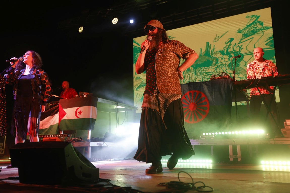 Raimundo Amador y Califato ¾ brillan en la Noche Blanca del Flamenco en Córdoba