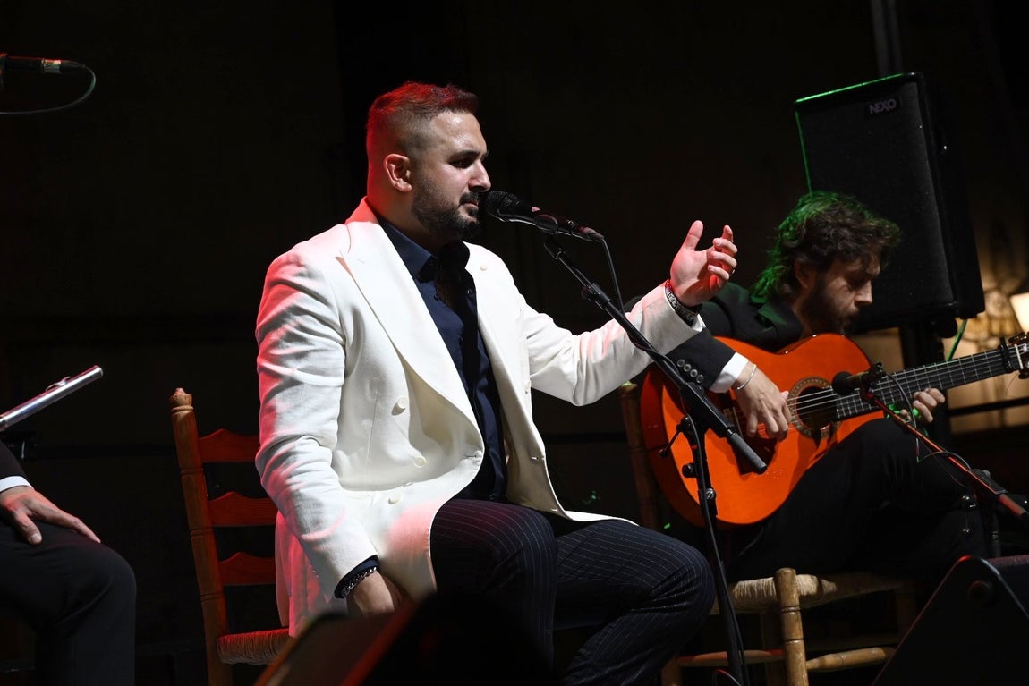 La pureza de Aurora Vargas y la fuerza de Rocío Luna y Rafa del Calli en La Noche Blanca del Flamenco de Córdoba, en imágenes