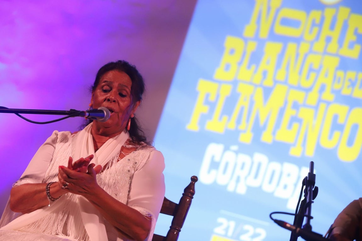 La pureza de Aurora Vargas y la fuerza de Rocío Luna y Rafa del Calli en La Noche Blanca del Flamenco de Córdoba, en imágenes