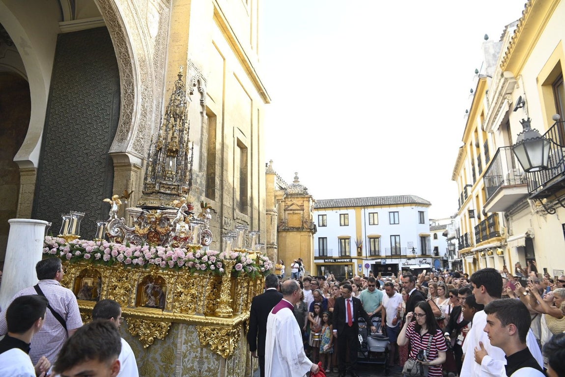 La solemne procesión del Corpus Christi de Córdoba, en imágenes