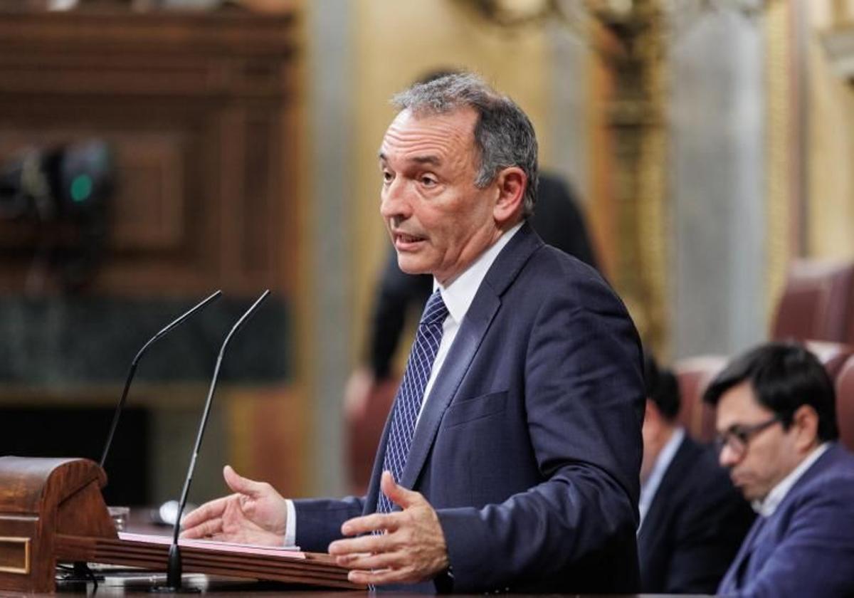 Enrique Santiago en una imagen de archivo