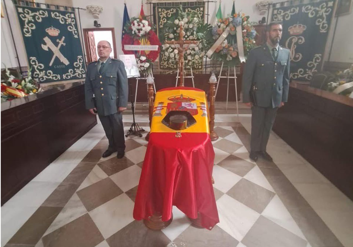 Capilla ardiente en Rota.