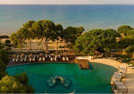 El beach club de Infinitum, una escapada de lujo en el corazón de la Costa Dorada