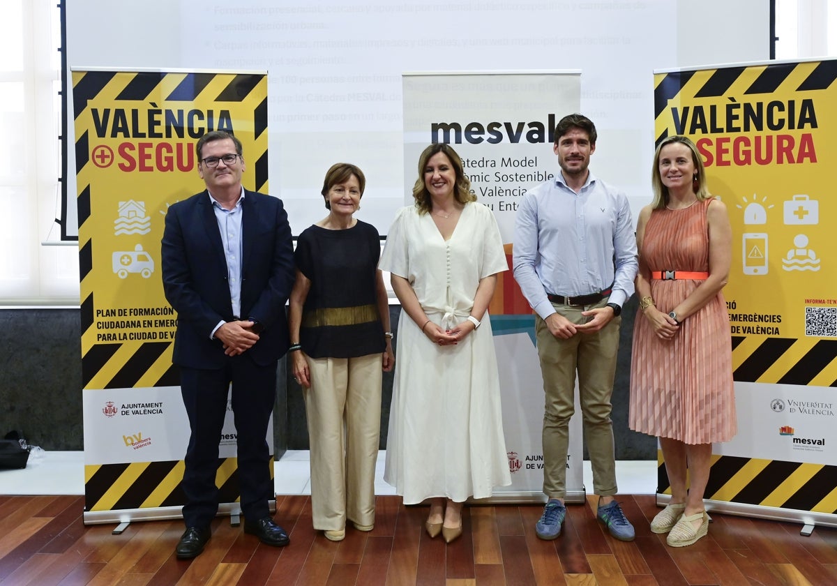 Imagen de la alcaldesa María José Catalá en la presentación del 'Plan Valencia + Segura'