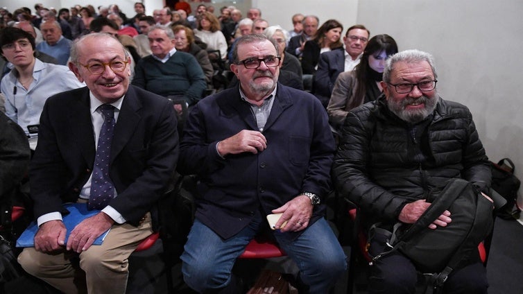 Socialistas históricos andaluces exigen la dimisión de Sánchez por los presuntos casos de corrupción