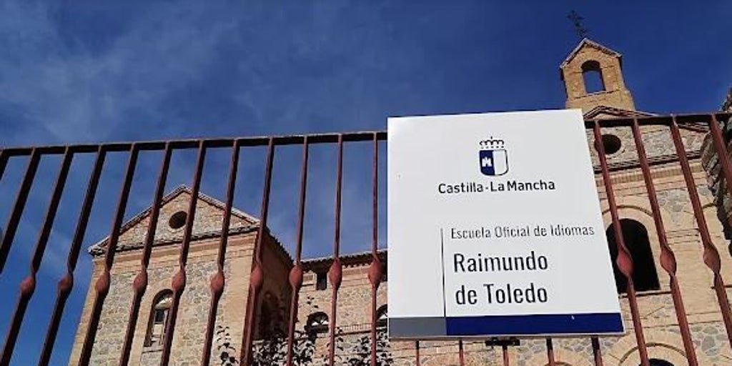Educación valora crear clases  online  para fomentar la matriculación en las escuelas de idiomas