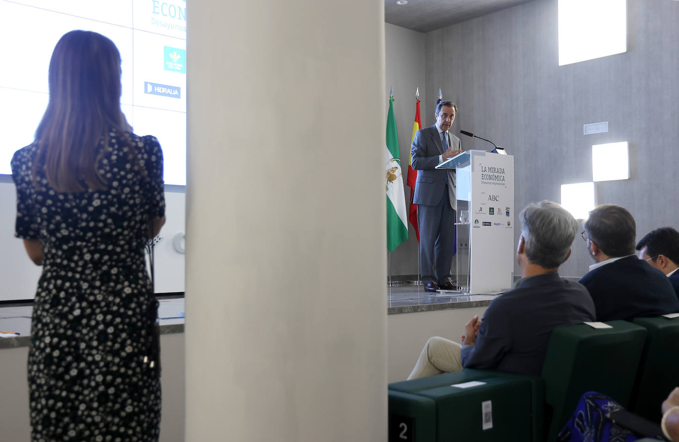 La mejores imágenes de La Mirada Económica de ABC con el presidente de Covap