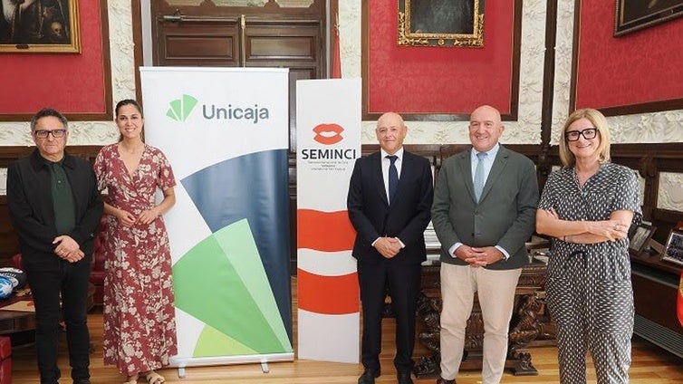 La «icónica» alfombra verde de Unicaja volverá al centro de Valladolid
