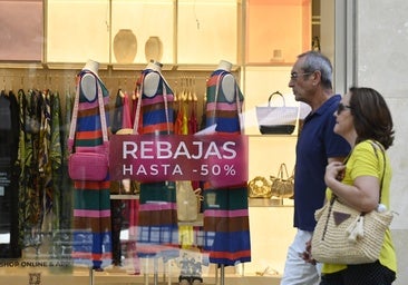 La ola de calor en Córdoba frena la fiebre por las rebajas
