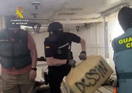 Hasta 44 detenidos en una gran operación que frena la entrada de hachís en Andalucía desde el Campo de Gibraltar y el Guadiana