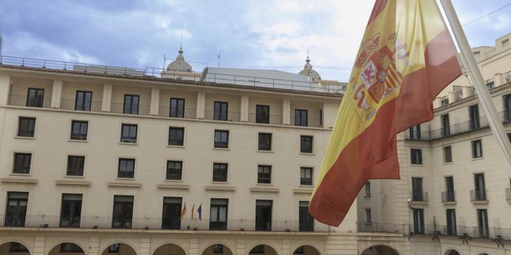Acusan a un hombre de quedarse con la indemnización millonaria y la pensión de sus hijos tras un accidente de tráfico