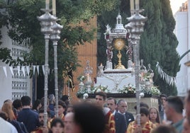 Córdoba vibra con la procesión del Corpus en el Campo de la Verdad