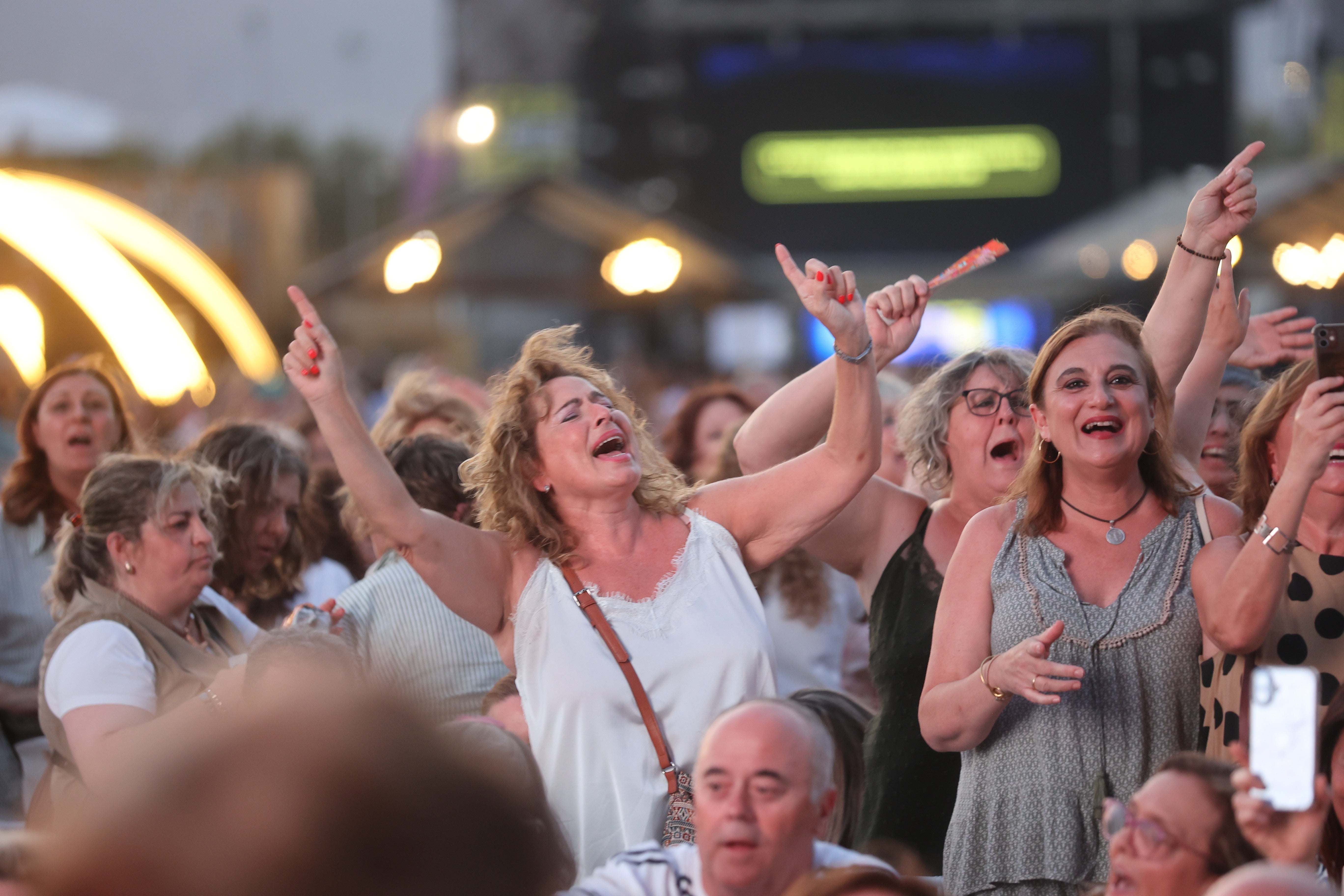 Las mejores imágenes del concierto de Los Pecos en Córdoba