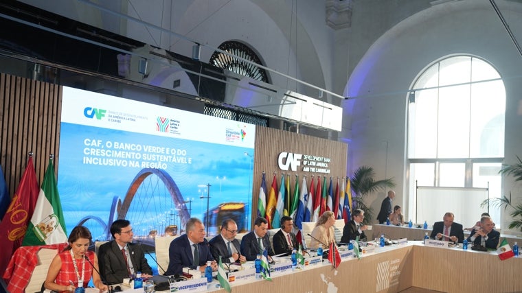 Sesión inaugural de las sesiones dela CAF