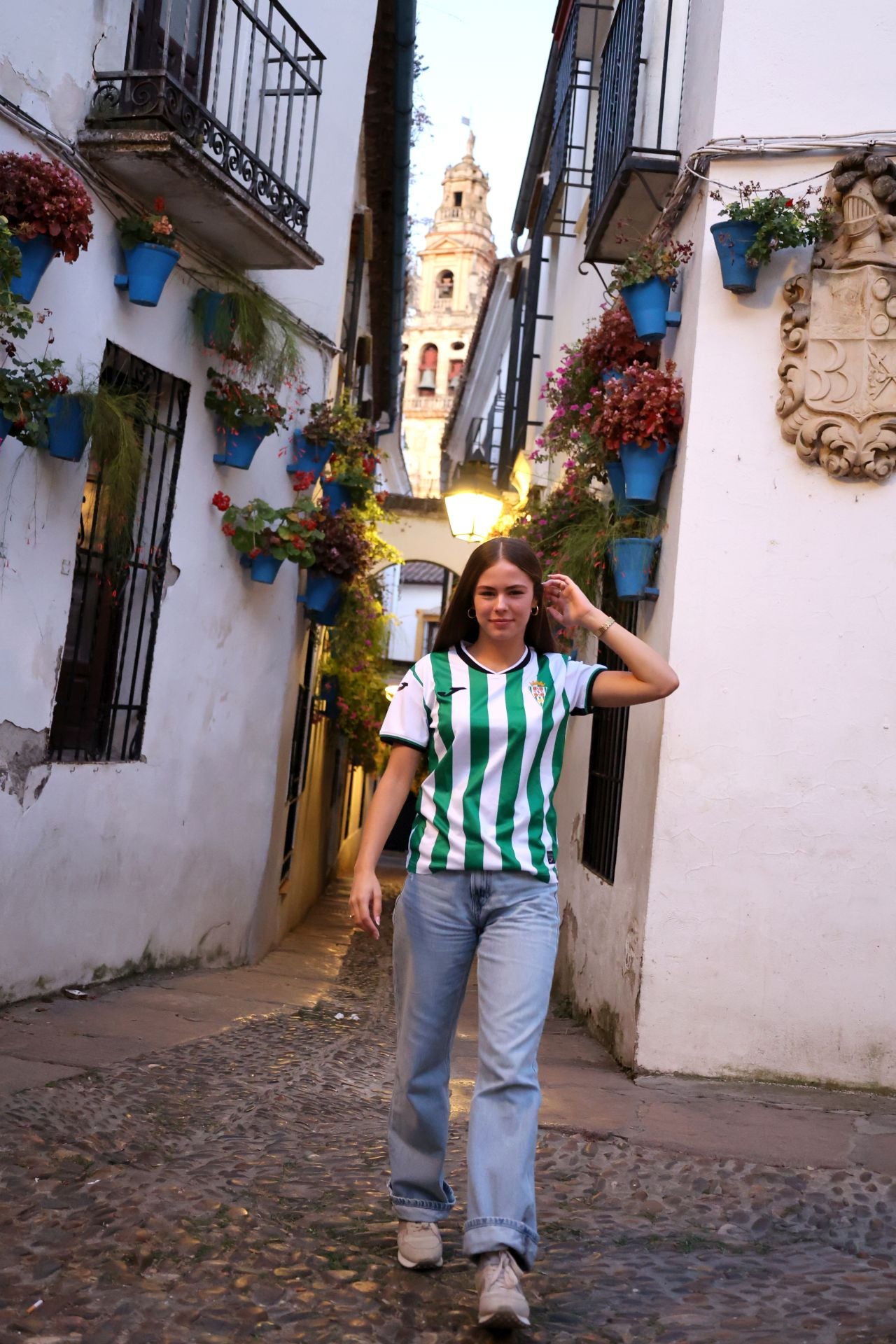 La nueva camiseta oficial del Córdoba CF para la temporada 2025-2026, en imágenes