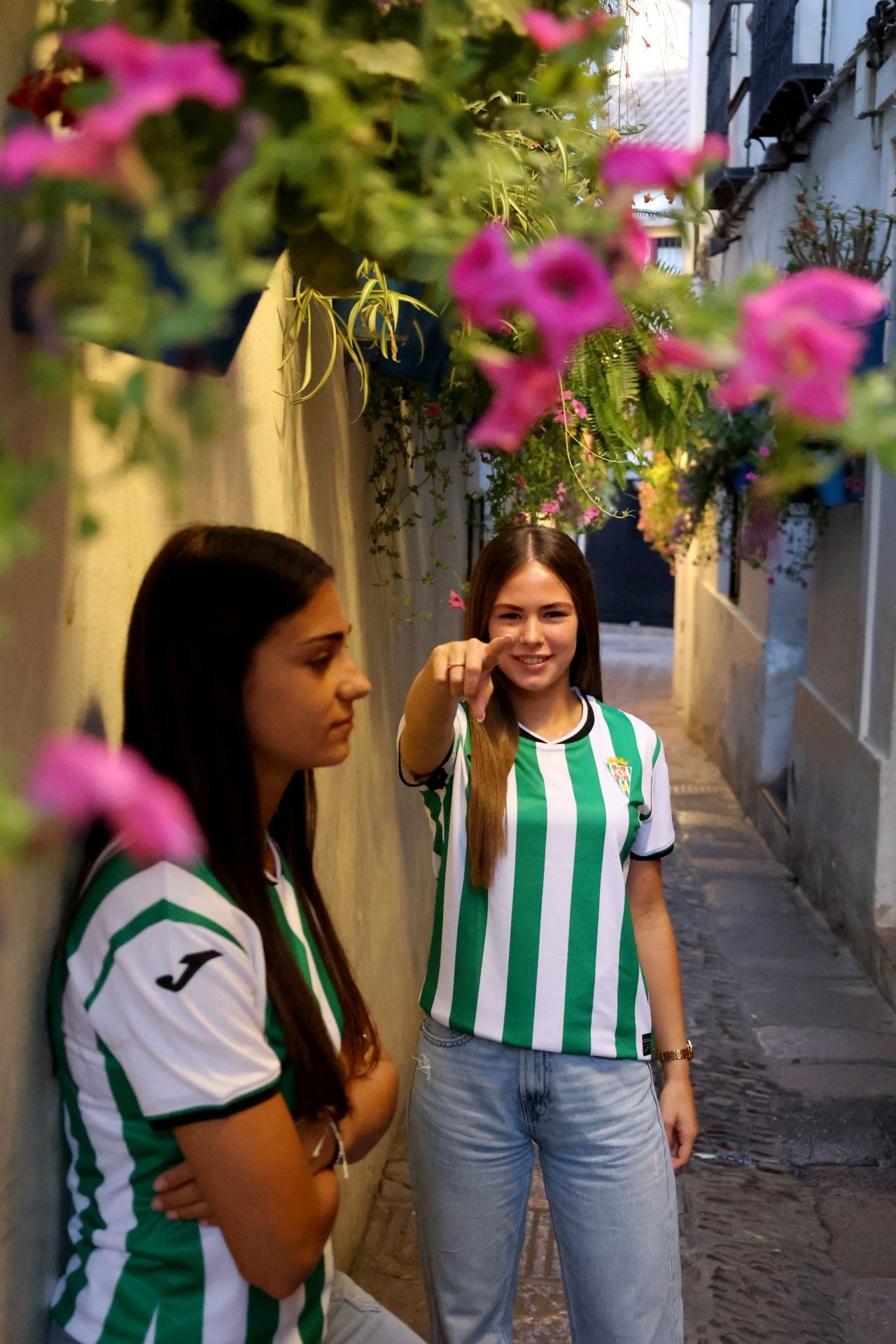La nueva camiseta oficial del Córdoba CF para la temporada 2025-2026, en imágenes