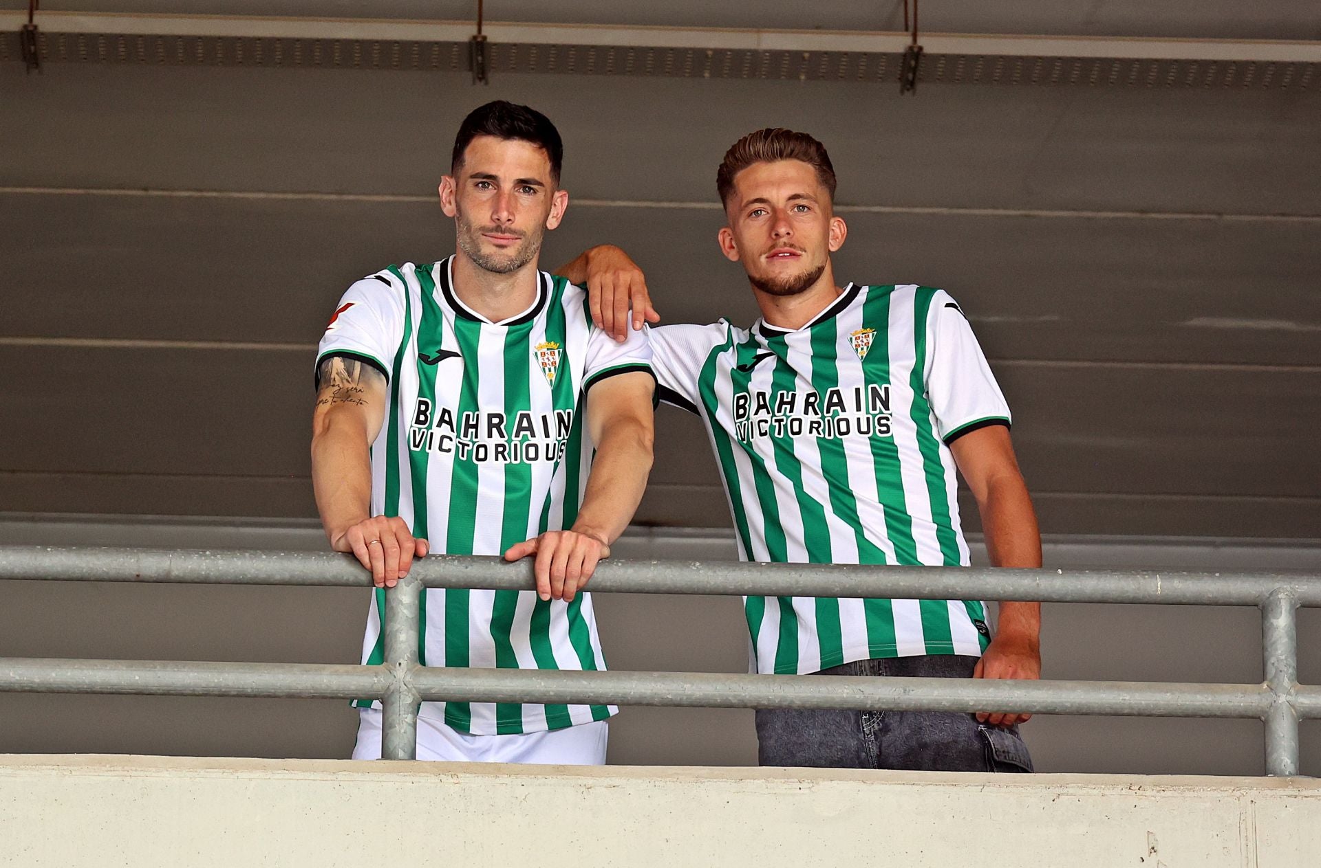 La nueva camiseta oficial del Córdoba CF para la temporada 2025-2026, en imágenes