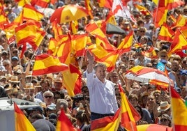 El presidente del PP, Alberto Núñez Feijóo, en la manifestación del pasado 8 de junio