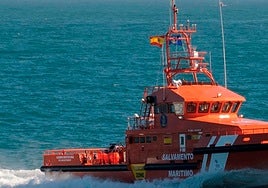 Muere una mujer en Manilva al chocar una moto de agua con una lancha