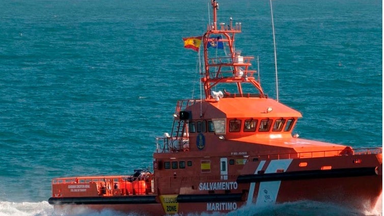 Muere una mujer en Manilva al chocar una moto de agua con una lancha