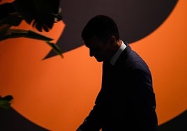 Sánchez adopta un perfil bajo con Trump en el arranque de la cumbre de financiación al desarrollo