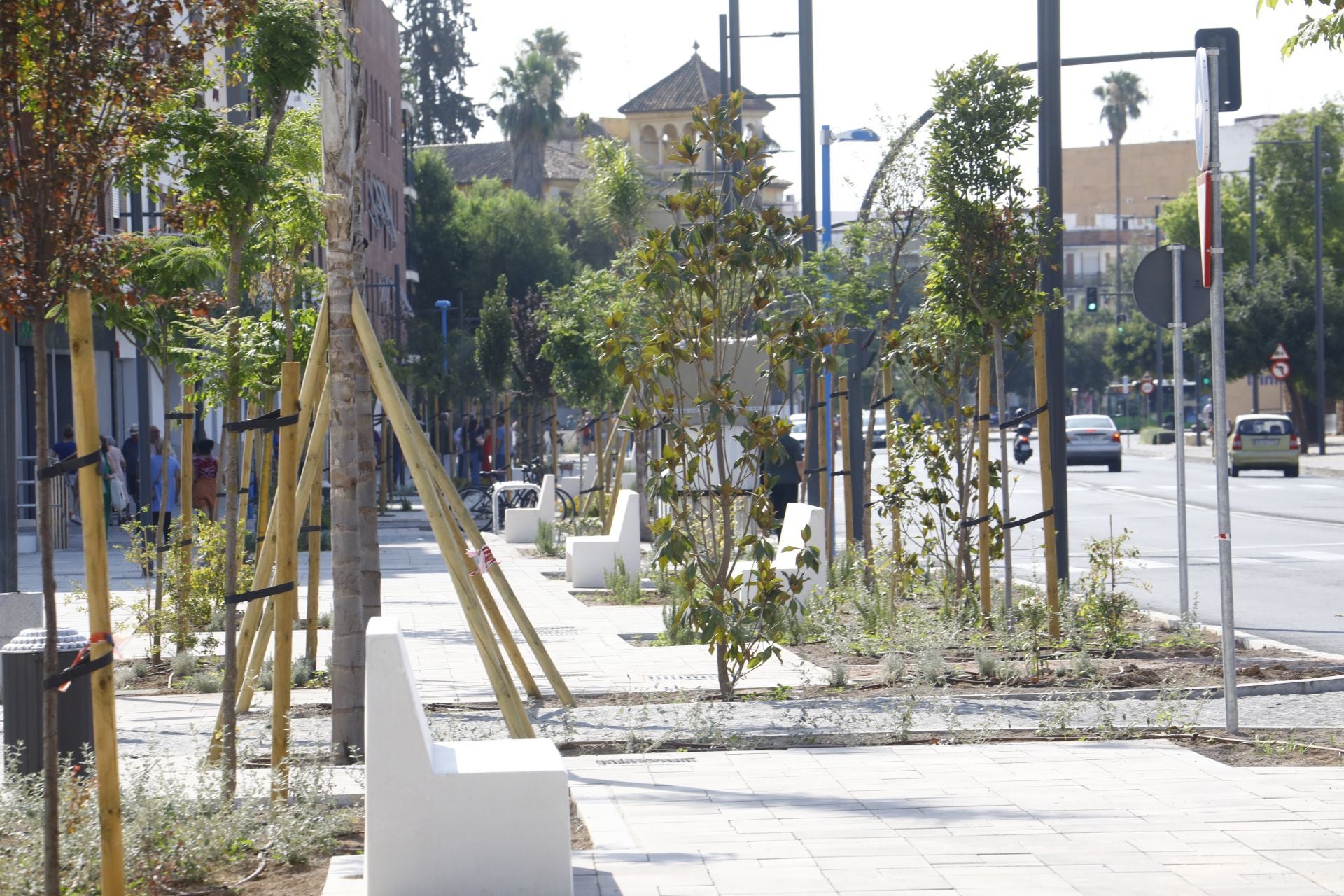 Así ha quedado la nueva Ronda de Marrubial tras las obras, en imágenes