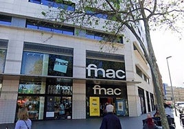 La FNAC cierra su histórico local en El Triangle y se traslada a La Rambla