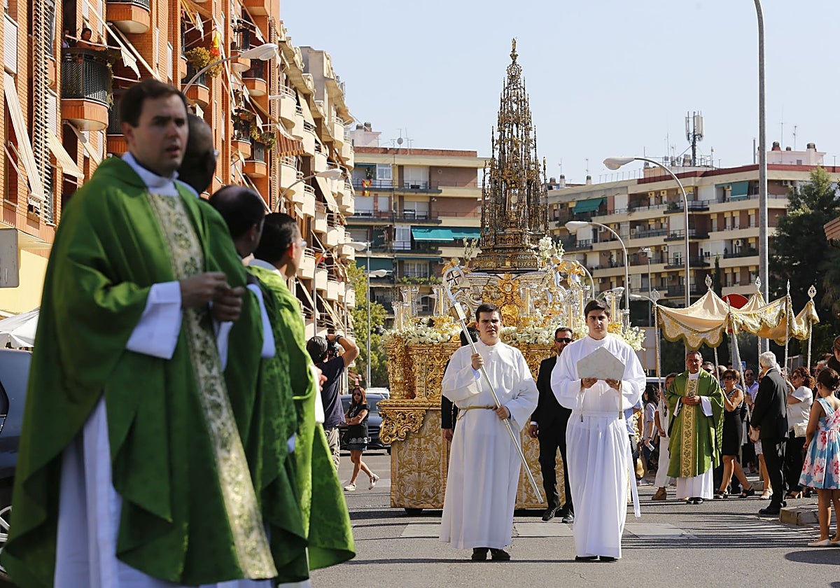 La Custodia de Arfe, en procesión el 7 de octubre de 2017 a la Plaza de Toros