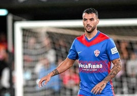 El Córdoba hace oficial el fichaje de Álex Martín: el noveno de la temporada
