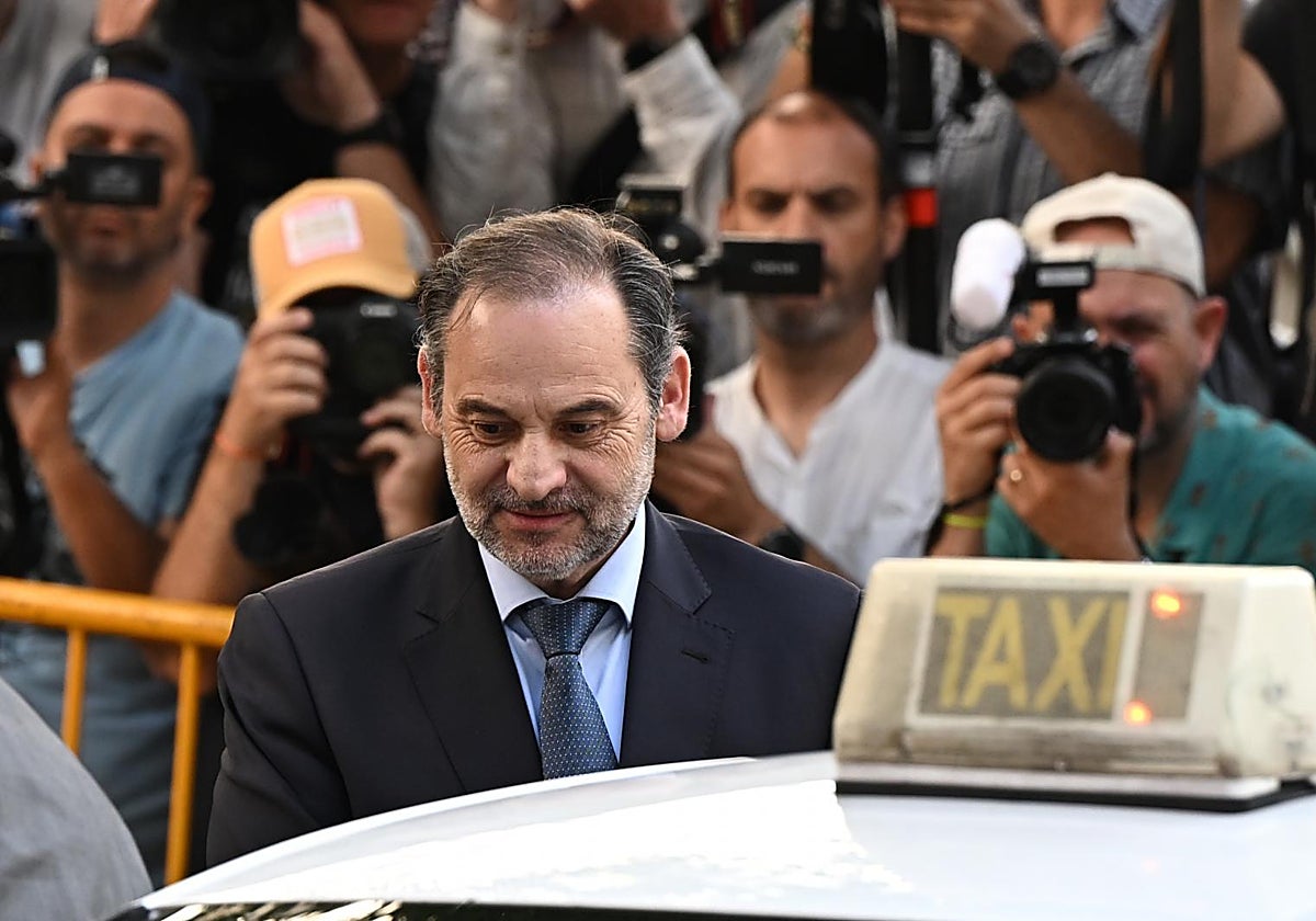 El exministro de Transportes, José Lui Ábalos