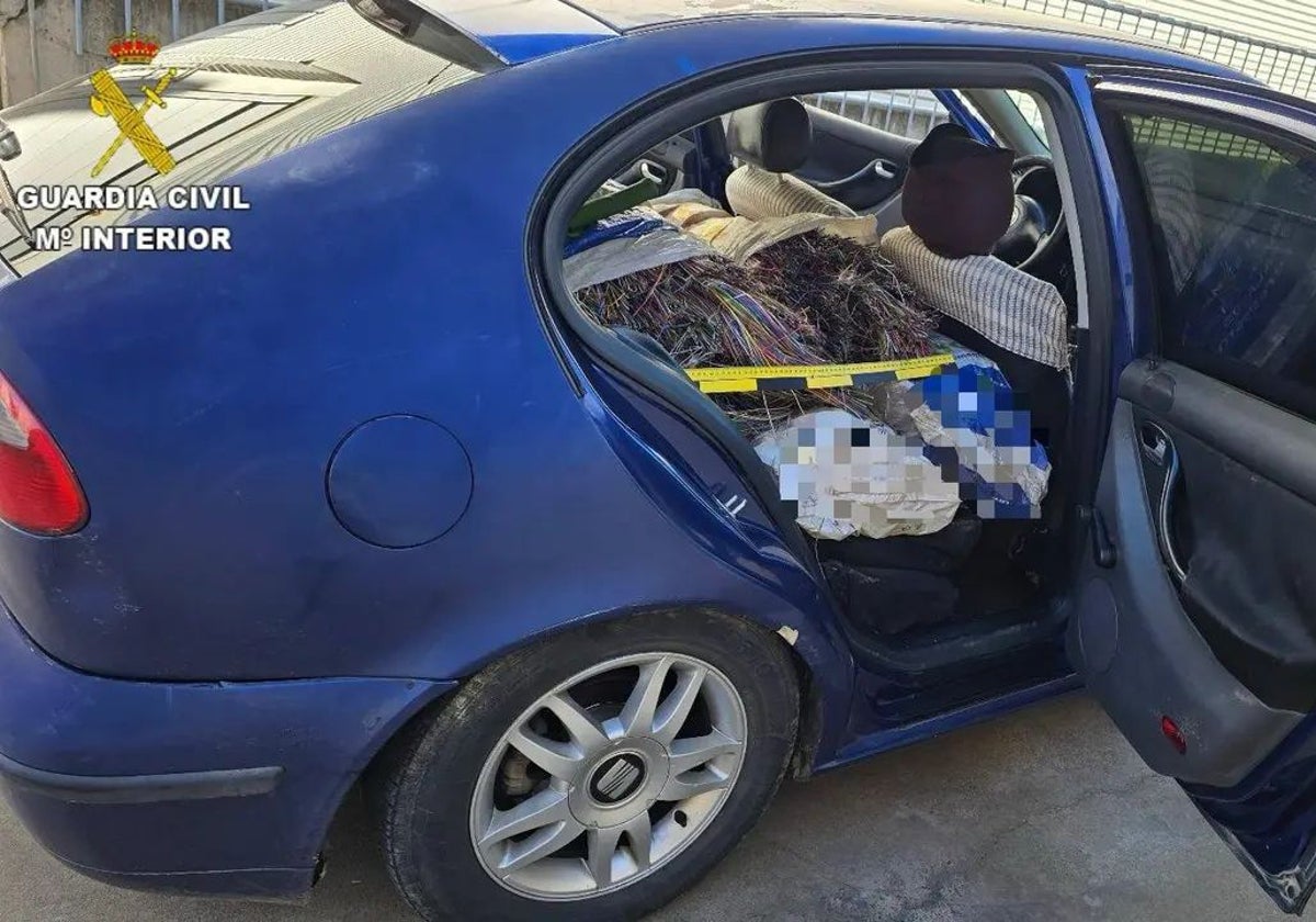 Coche incautado por la Guardia Civil