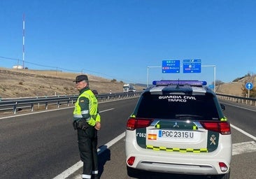 La Guardia Civil investiga a un conductor por un video en TikTok yendo a 223 kilómetros por hora