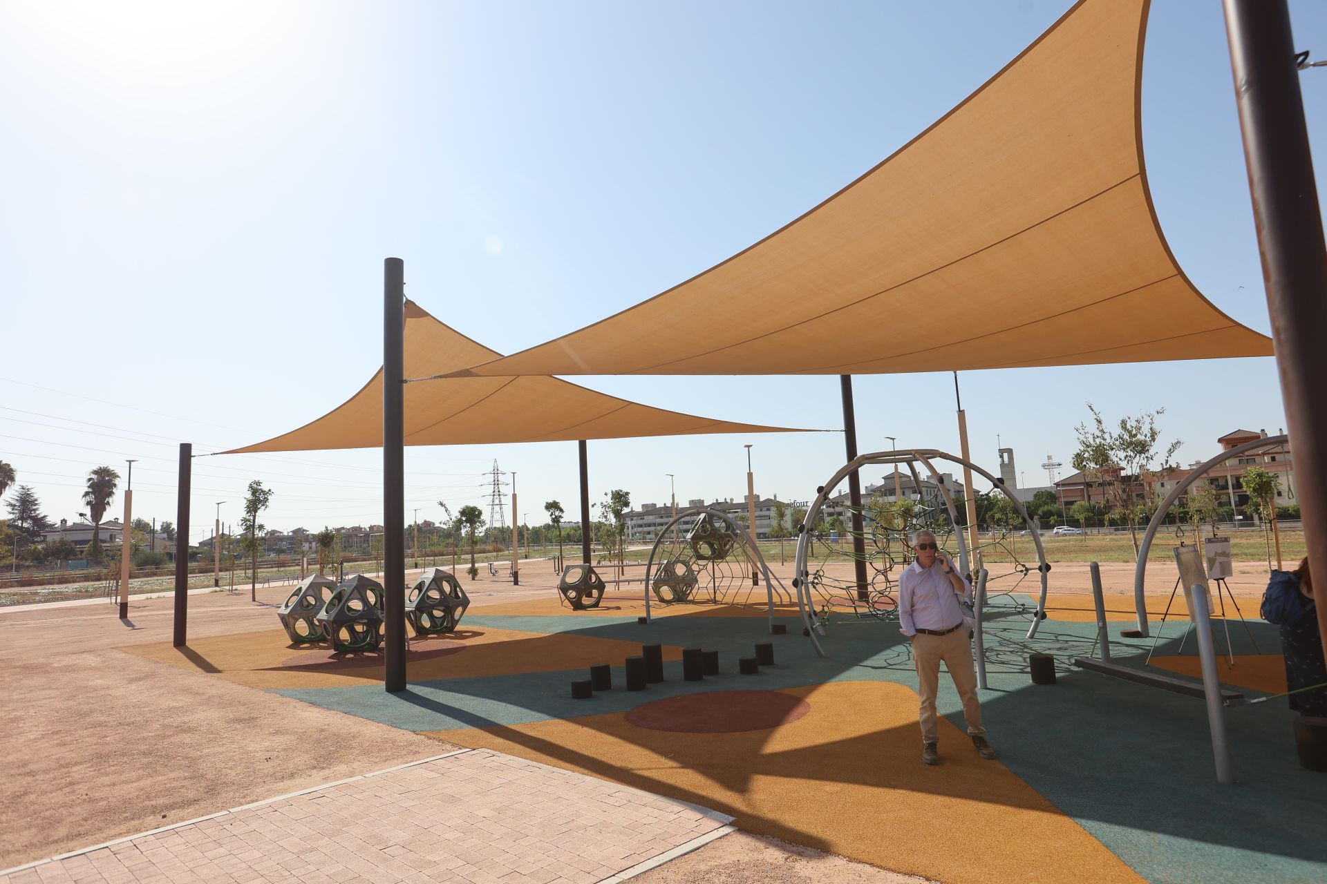 Así ha quedado el nuevo parque del Canal de Córdoba, en imágenes