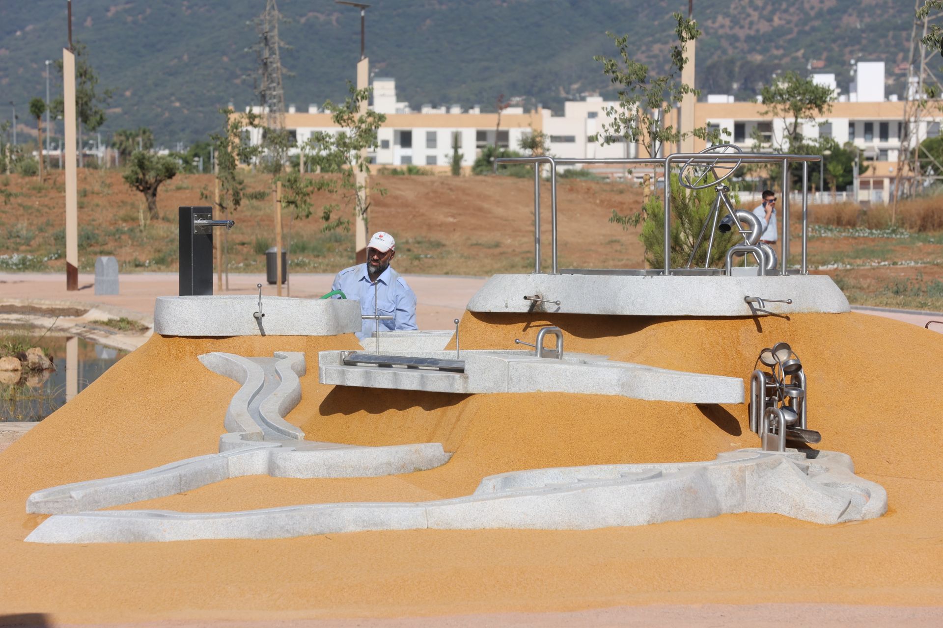 Así ha quedado el nuevo parque del Canal de Córdoba, en imágenes