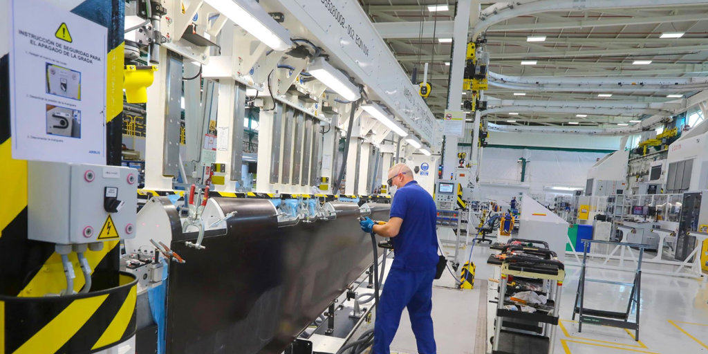 La producción industrial en Canarias, en caída libre con tres puntos de descenso frente a la media nacional