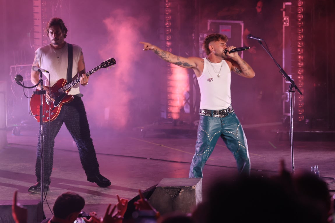 Dani Fernández pone bocabajo el Festival de la Guitarra de Córdoba, en imágenes
