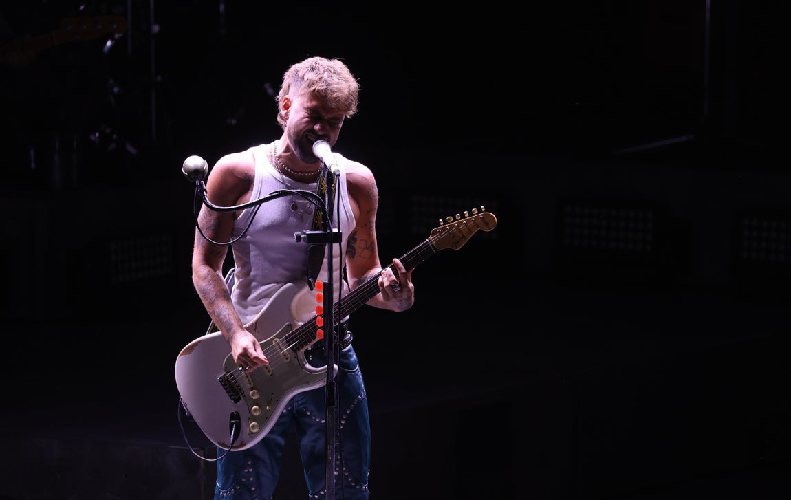 Dani Fernández pone bocabajo el Festival de la Guitarra de Córdoba, en imágenes