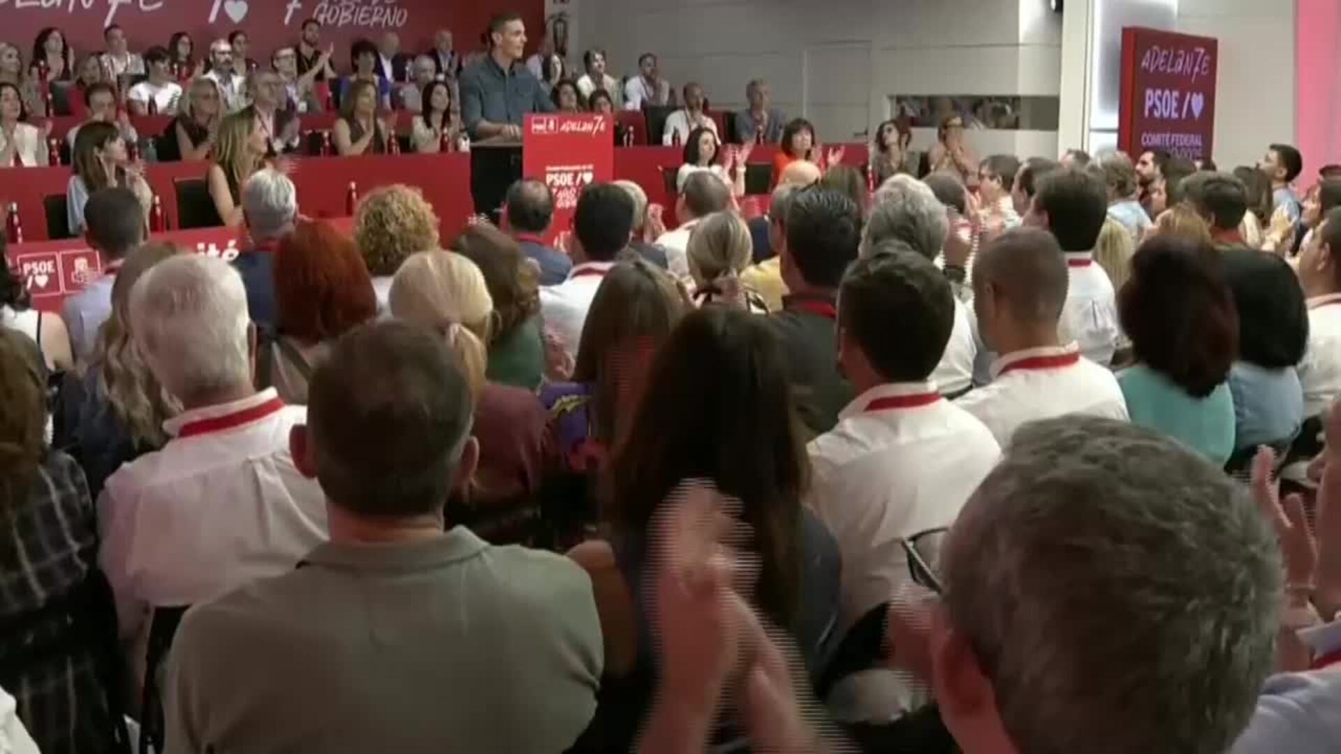 Sánchez: &quot;El capitán de este barco no se desentiende cuando hay mala mar&quot;